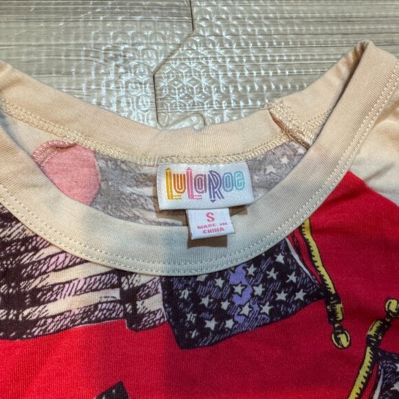 NWT Lularoe Women's Randy Patriotic American Flag Tee - Picture 2 of 4